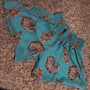 Super cute turquoise heaven size medium